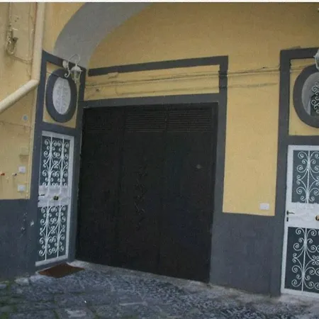 Piccola Maison Nel Centro Di Apartamento Nápoles